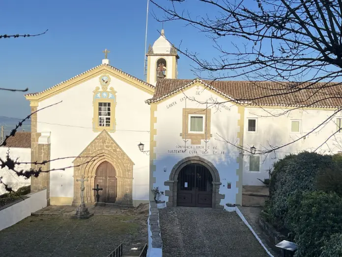 Fachada principal Convento a la entrada de Marvao