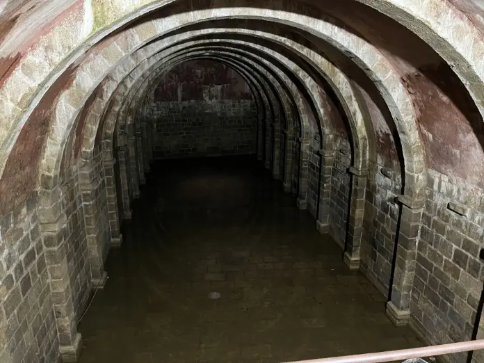 Interior de la cisterna del castillo de Marvao